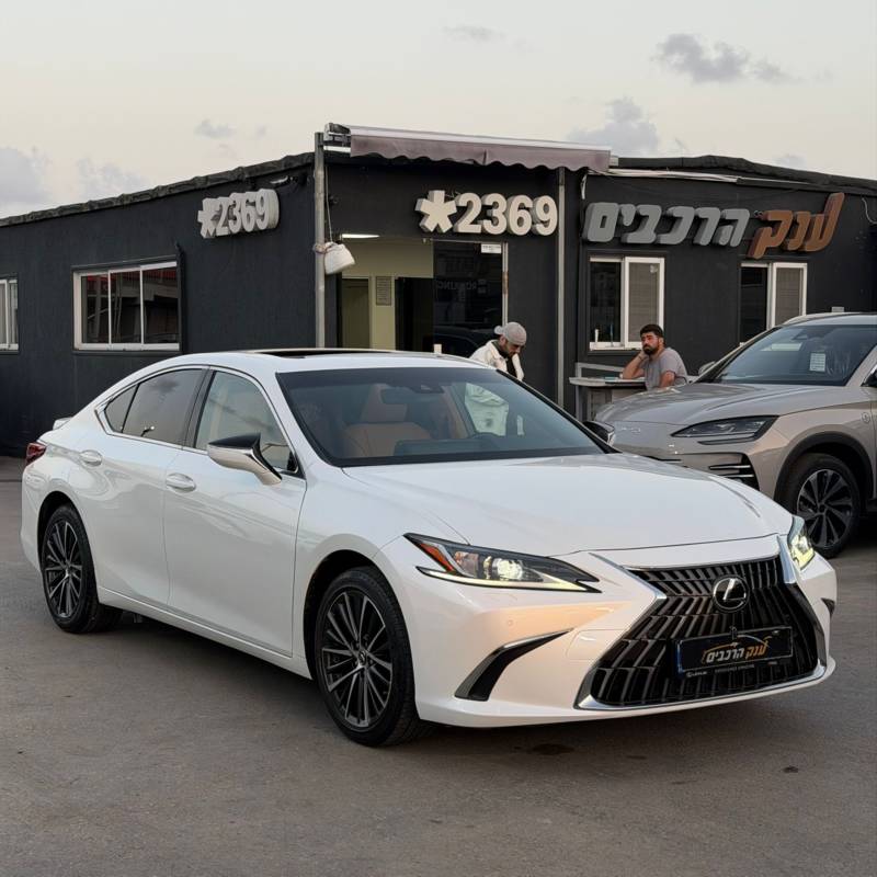 �����LEXUS ES300H