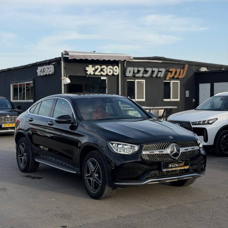 �����GLC300E COUPE