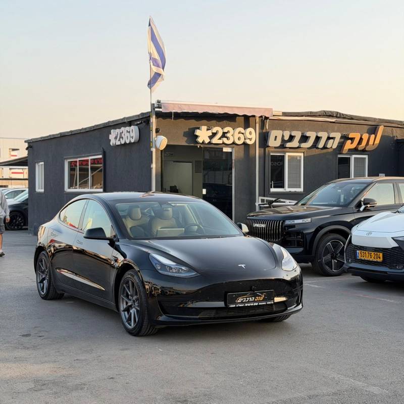 ����MODEL 3