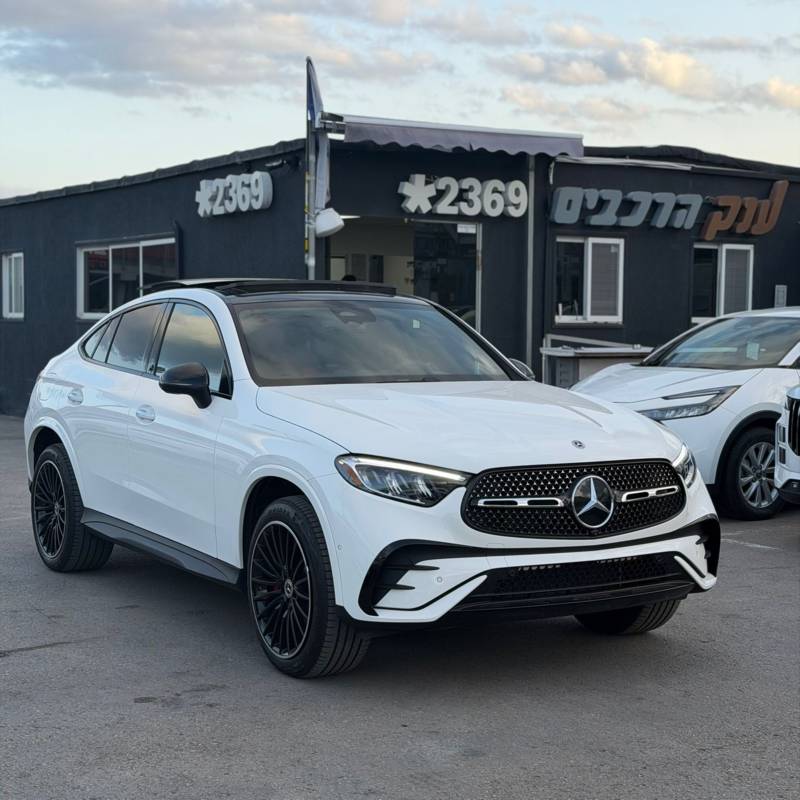 �����GLC 300 4MATIC