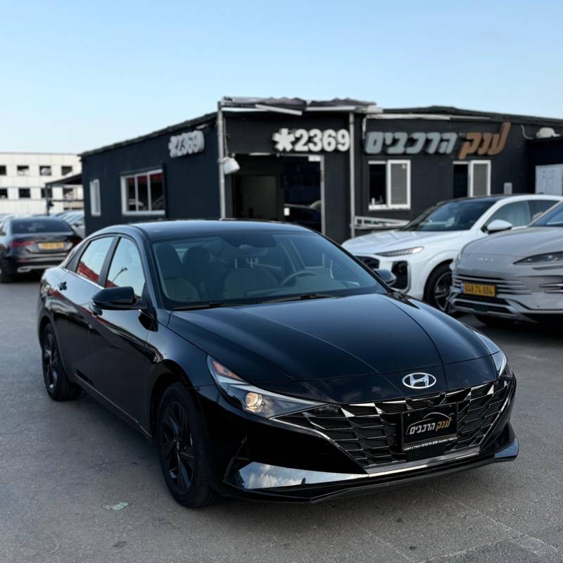 ������ELANTRA HEV