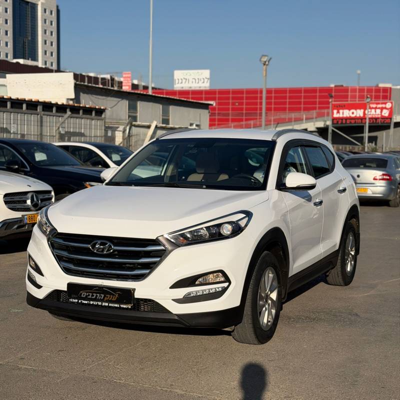 ������TUCSON