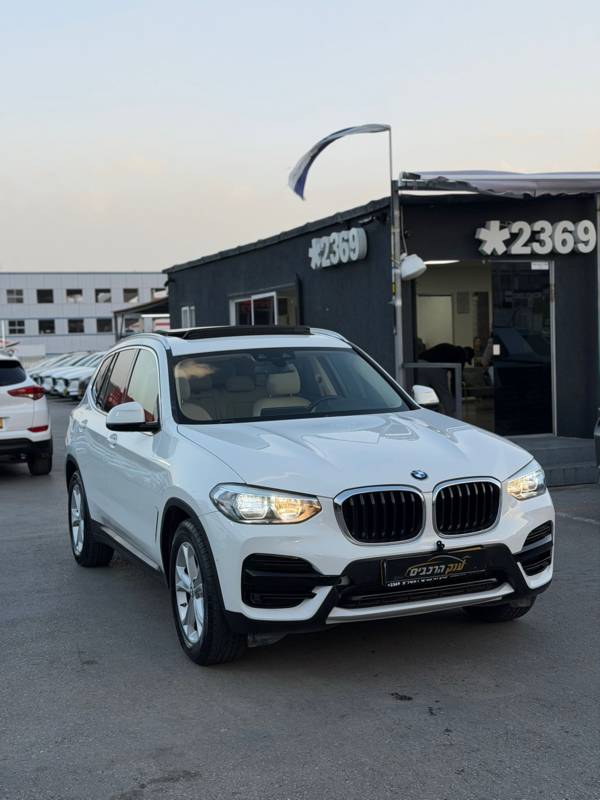 � � ��X3 XDRIVE20D