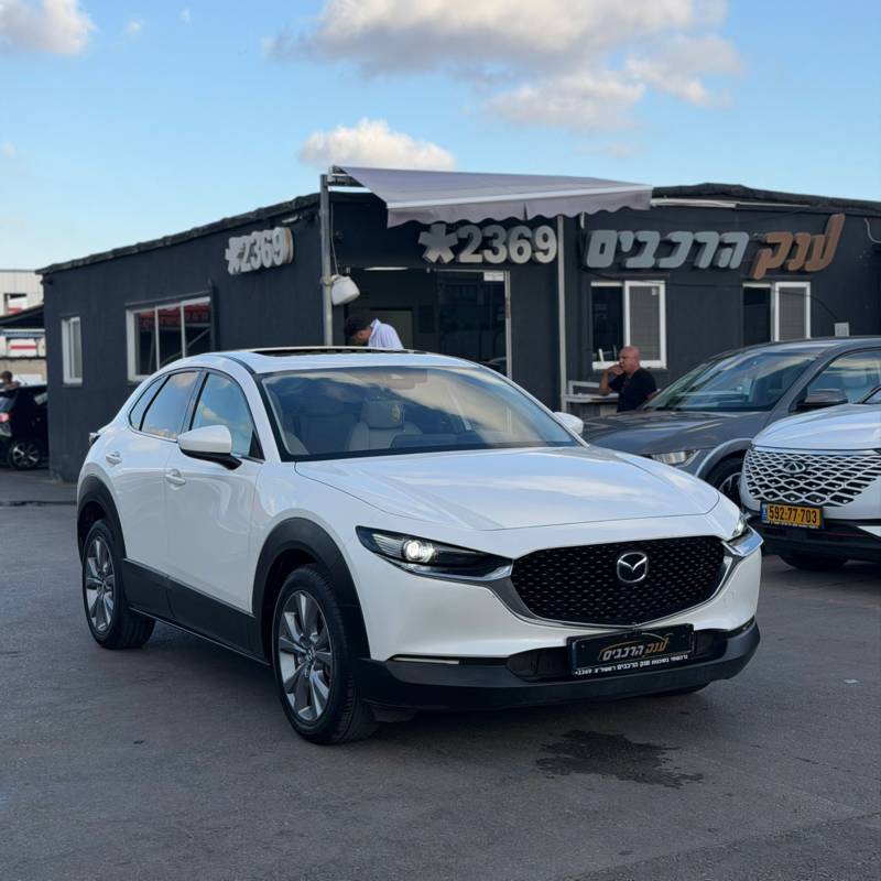 ����MAZDA CX-30