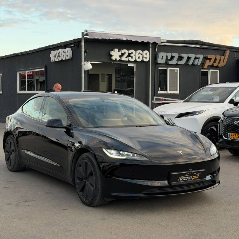 ����MODEL 3