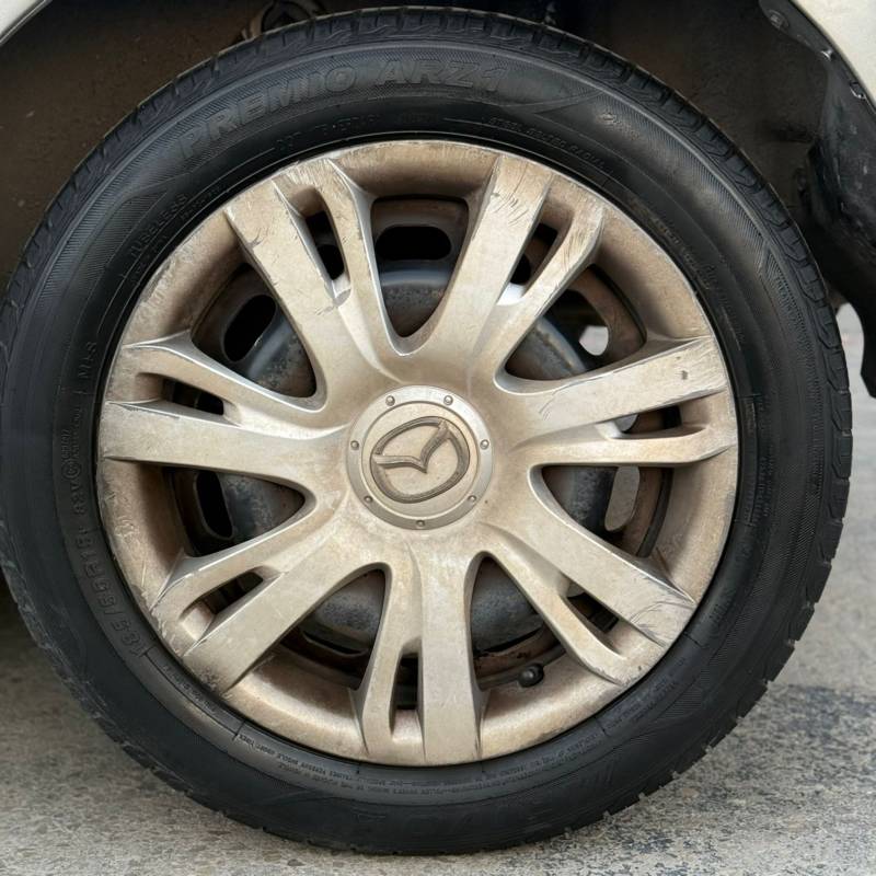  MAZDA 2 -  10
