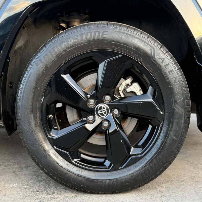  RAV 4 HYBRID -  10
