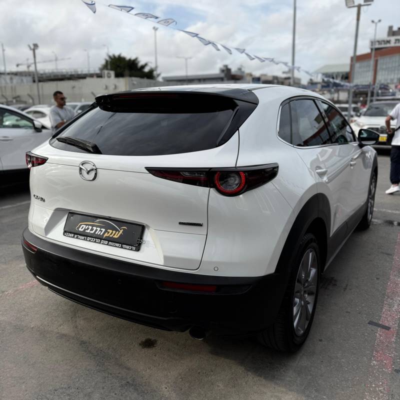  / Mazda CX-30 -  10