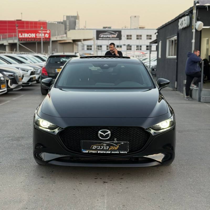  MAZDA 3 -  2
