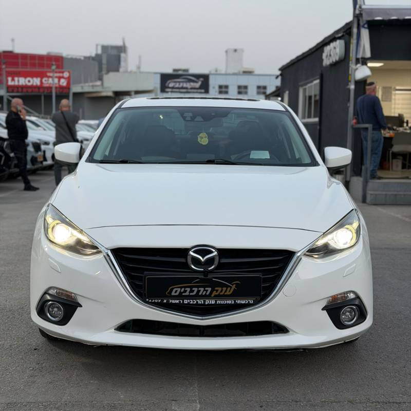���� MAZDA 3 - ����� 2