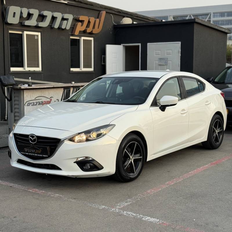  MAZDA 3 -  2