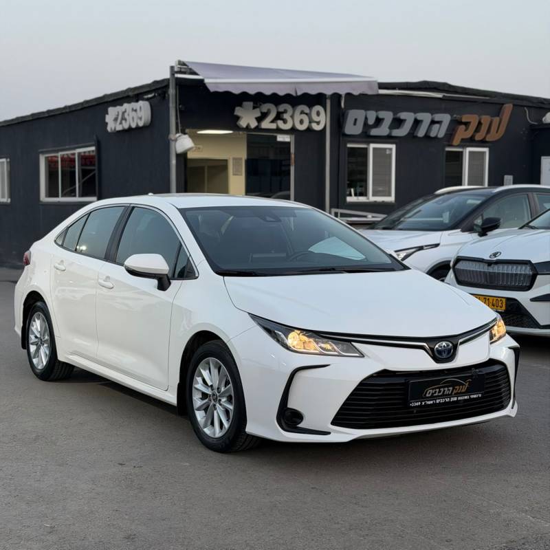 ������ COROLLA HSD SDN - ����� 3
