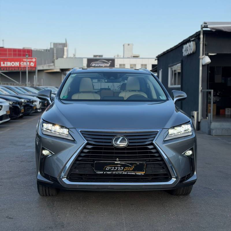 ����� LEXUS RX300 - ����� 3