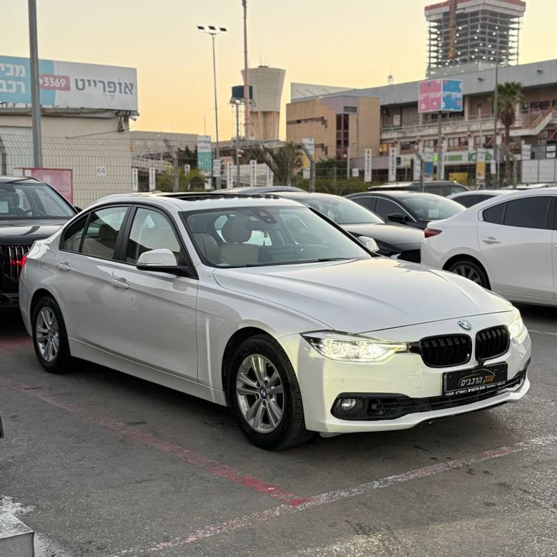    318I -  3