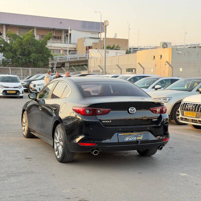 ���� MAZDA 3 - ����� 3