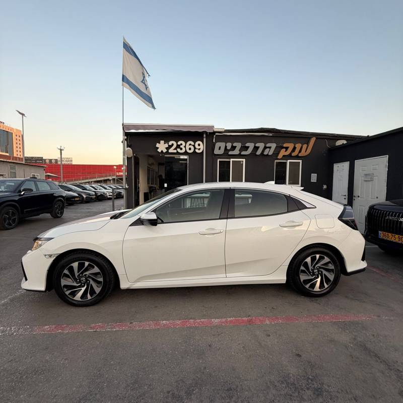  CIVIC -  4