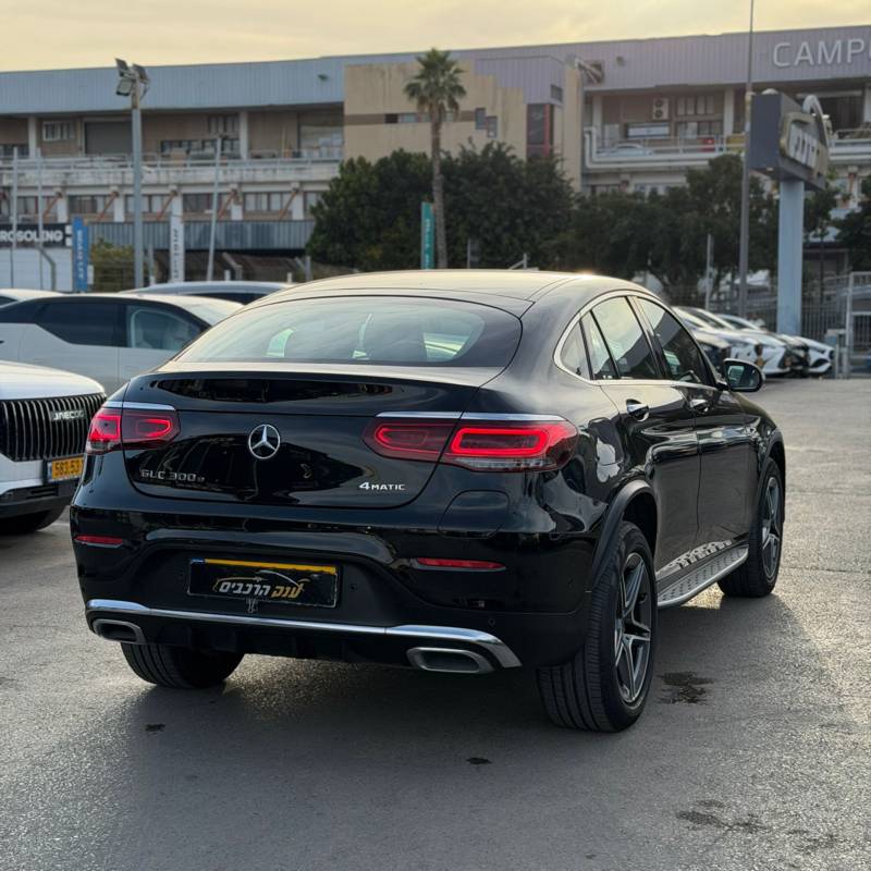 ����� GLC300E COUPE - ����� 4