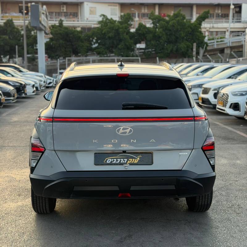 ������ KONA HYBRID - ����� 4