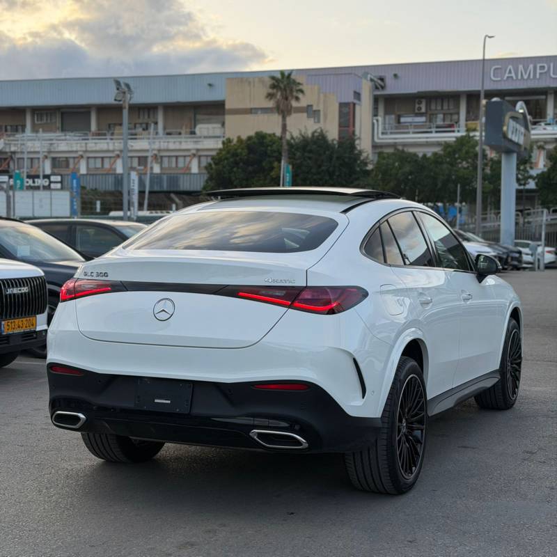 ����� GLC 300 4MATIC - ����� 4