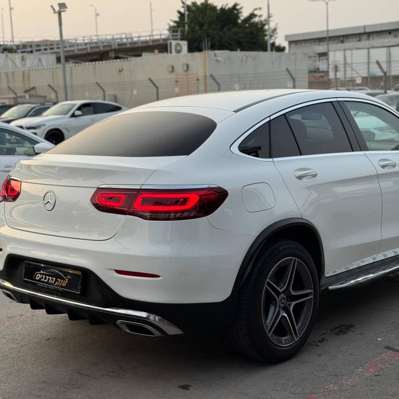 GLC200 -  4