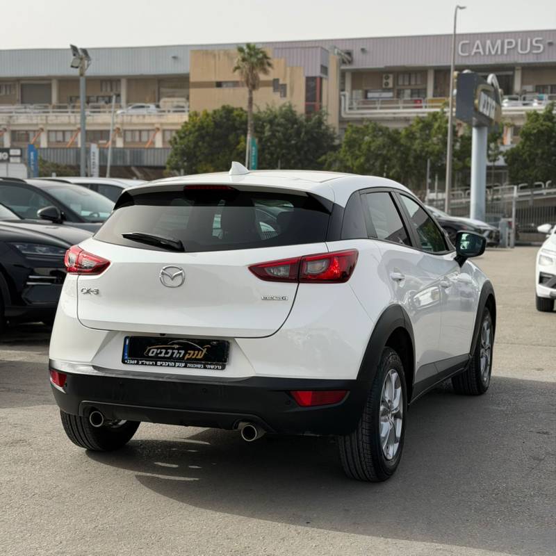 ���� MAZDA CX-3 - ����� 4