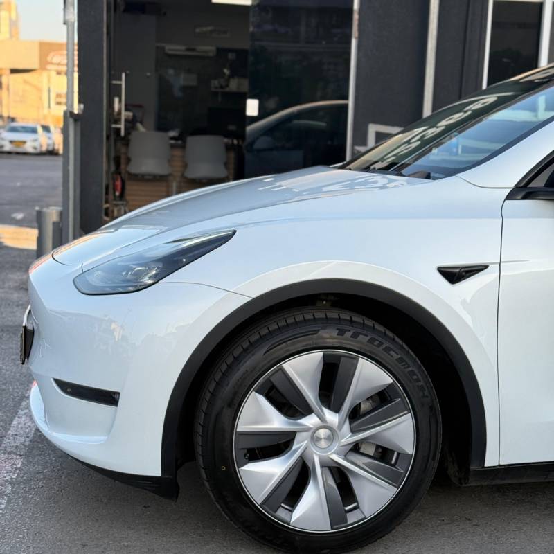  MODEL Y -  5