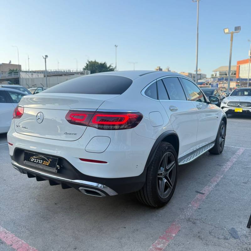  GLC 300E COUPE -  5