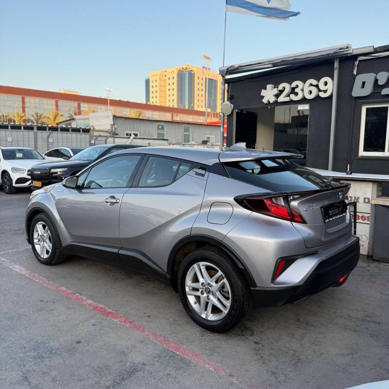  C-HR HYBRID -  5