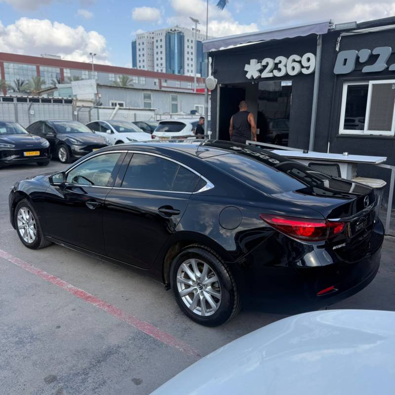  MAZDA 6 -  6