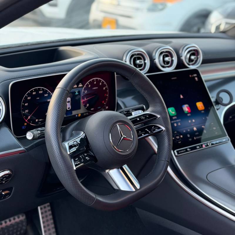 ����� GLC300 4MATIC - ����� 6