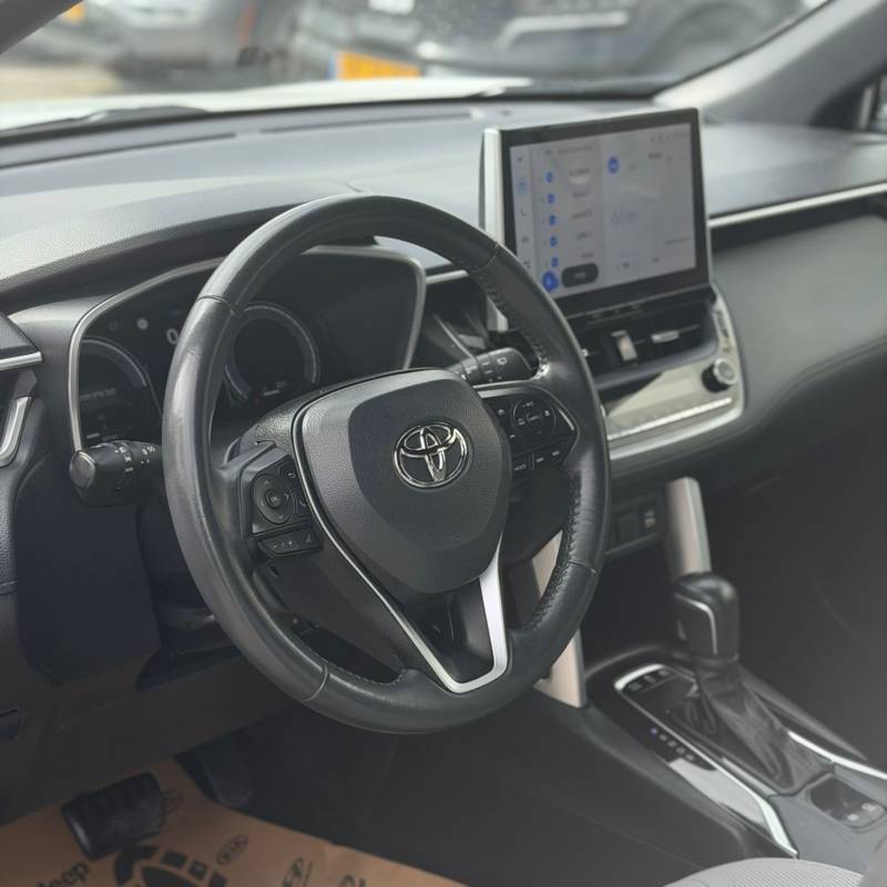 ������ COROLLA CROSS - ����� 6