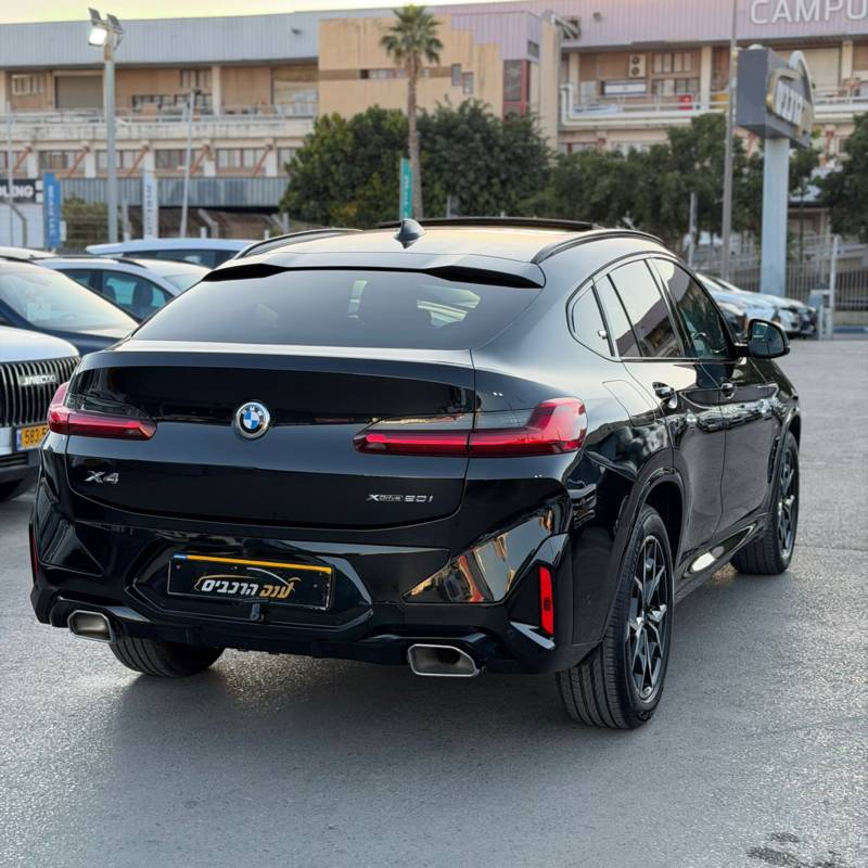 � � �� X4 XDRIVE20I - ����� 6