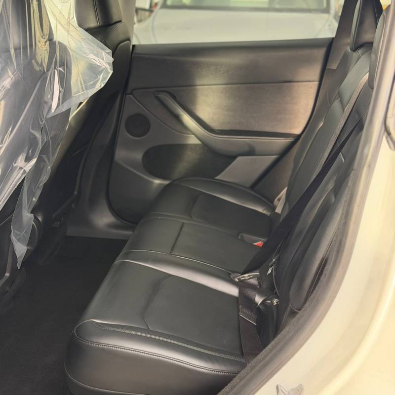 ���� MODEL Y - ����� 6