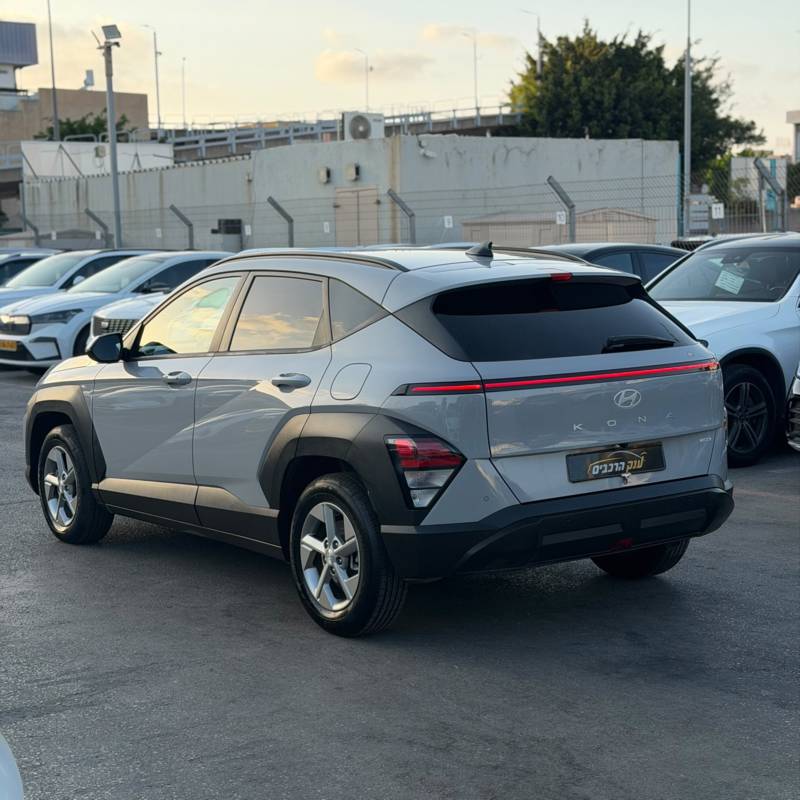 ������ KONA HYBRID - ����� 6