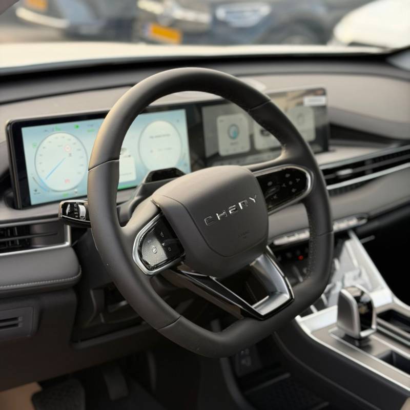 �'�� TIGGO 4 HYBRID - ����� 6
