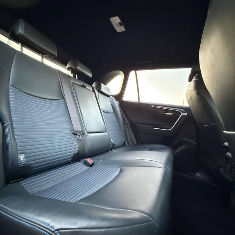  RAV 4 HYBRID -  6