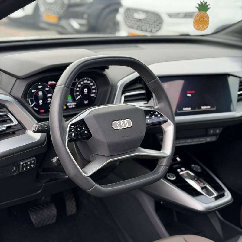 ����� Q4 SPORTBACK - ����� 6