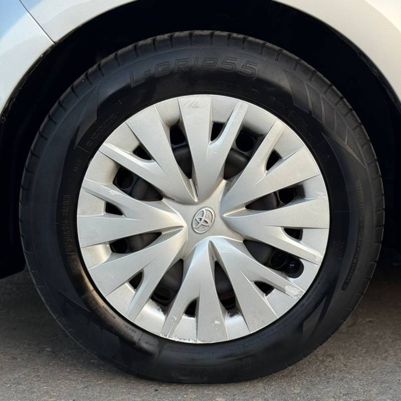  YARIS -  7