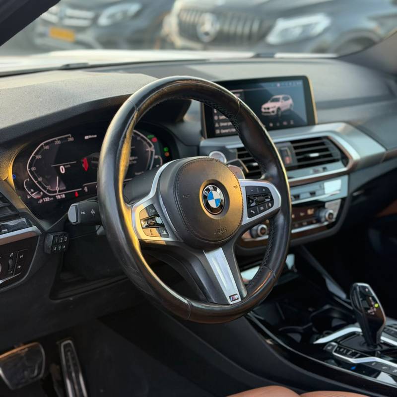 � � �� X3 XDRIVE30E - ����� 7