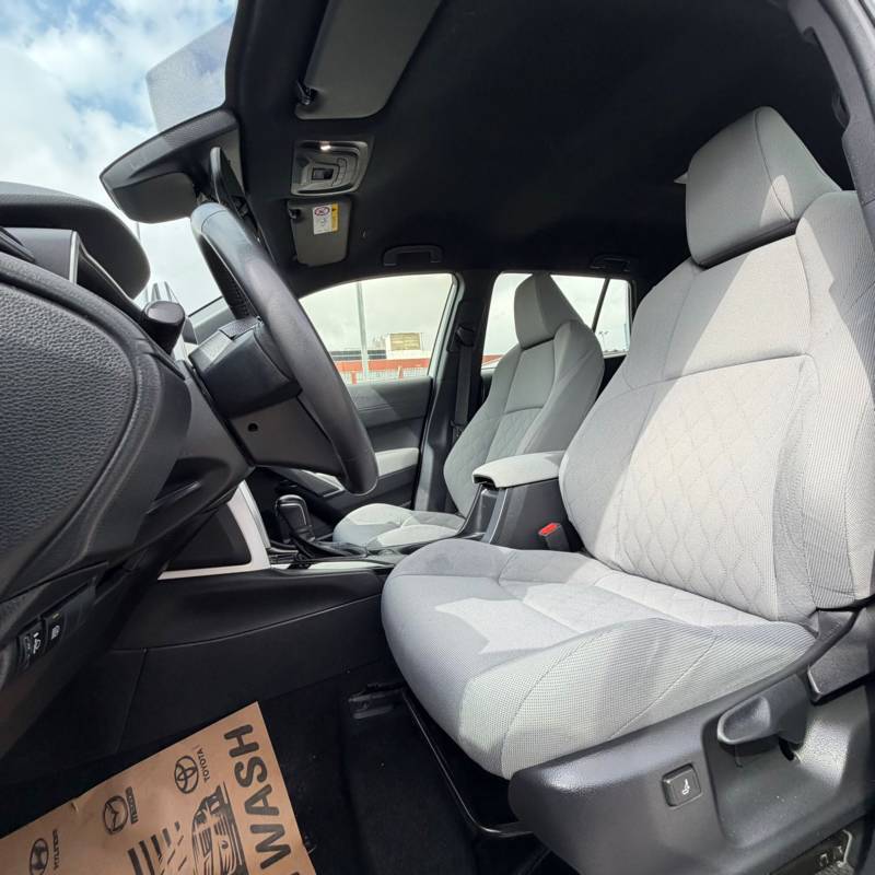 ������ COROLLA CROSS - ����� 7