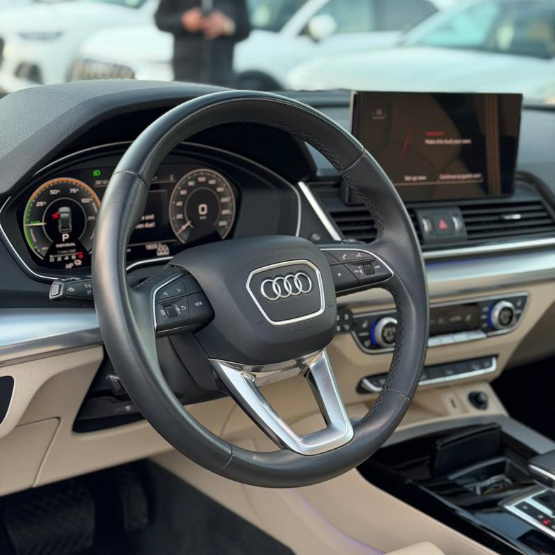 ����� Q5 SPORTBACK - ����� 7