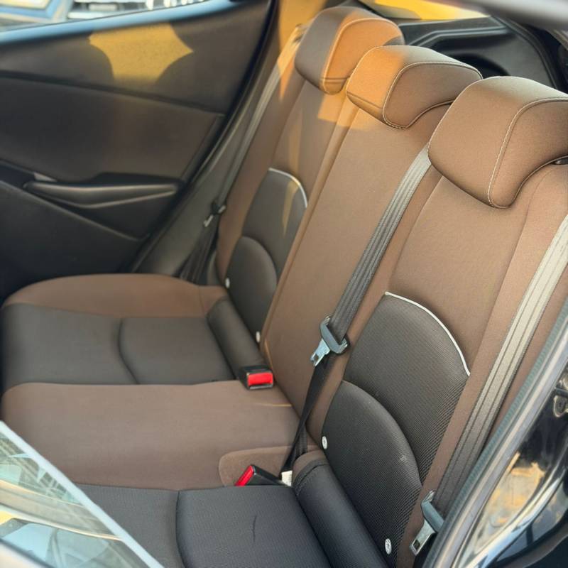 ���� MAZDA 2 - ����� 7