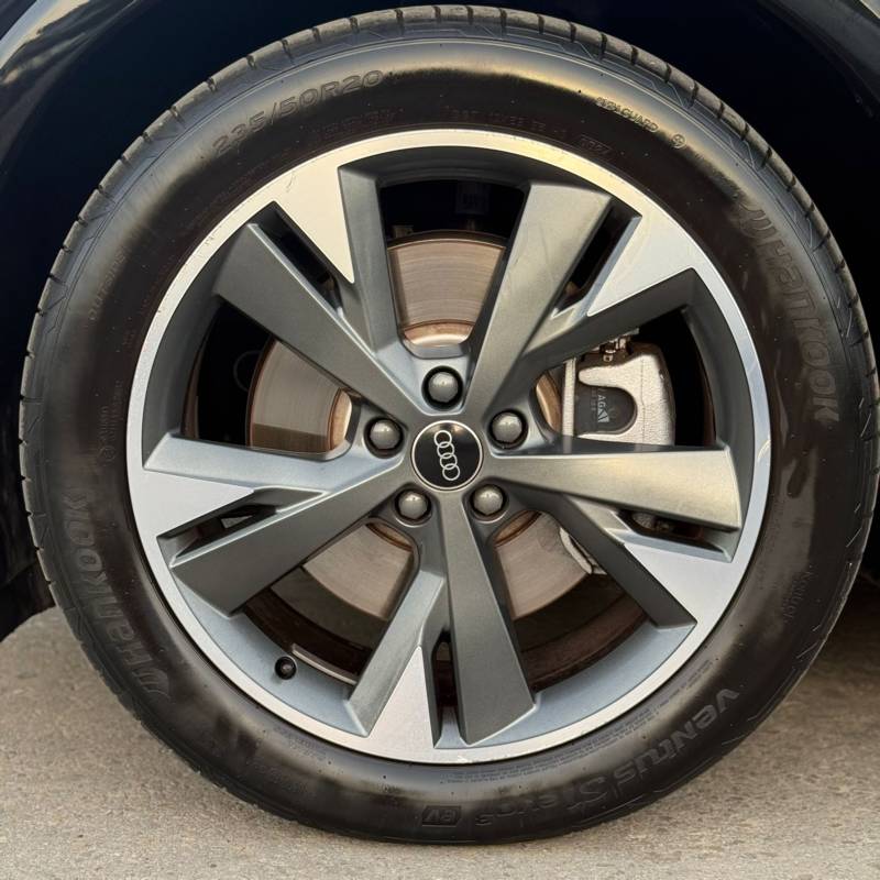 Q4 SPORTBACK -  7