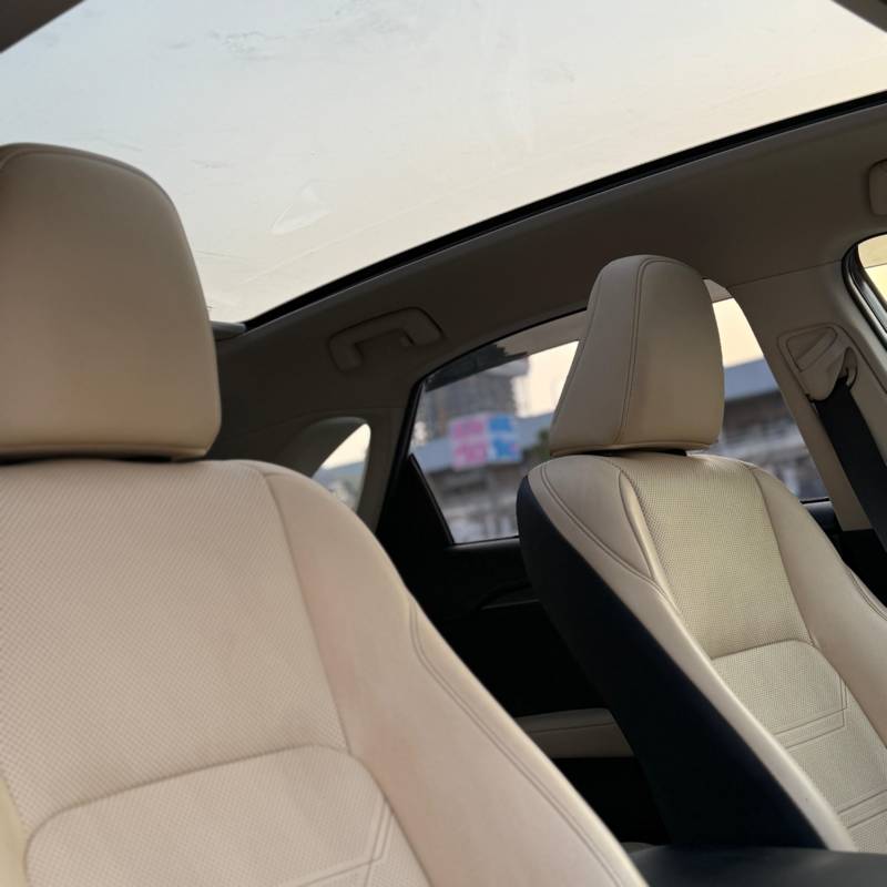  LEXUS NX300H -  8