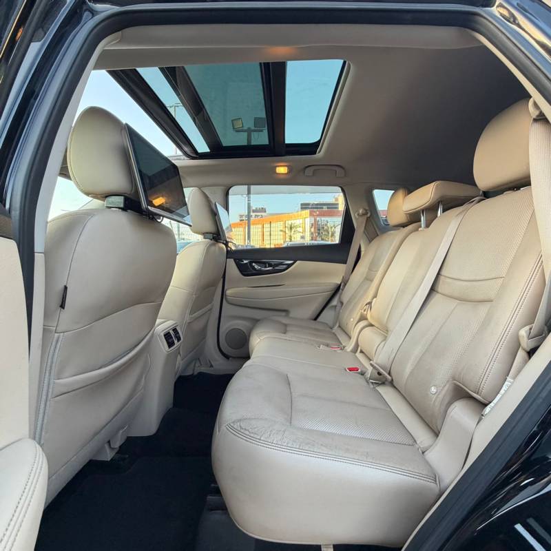 ����� X-TRAIL - ����� 8