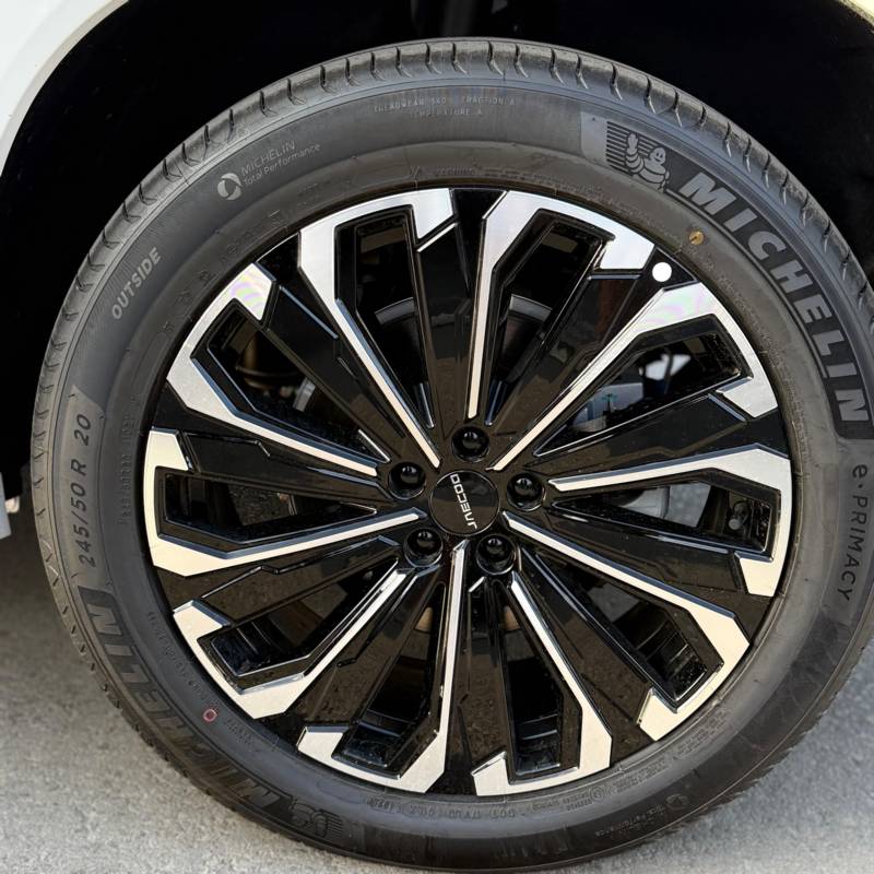 �'��� JAECOO8 PHEV - ����� 8