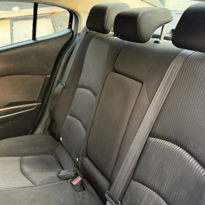  MAZDA 3 -  8