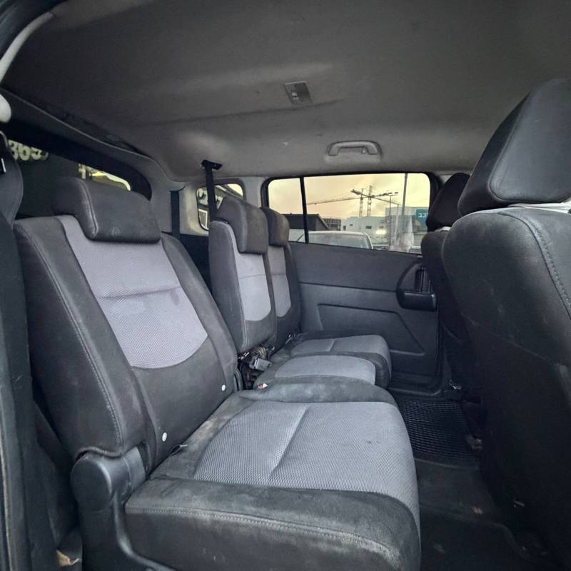 ���� MAZDA 5 - ����� 8