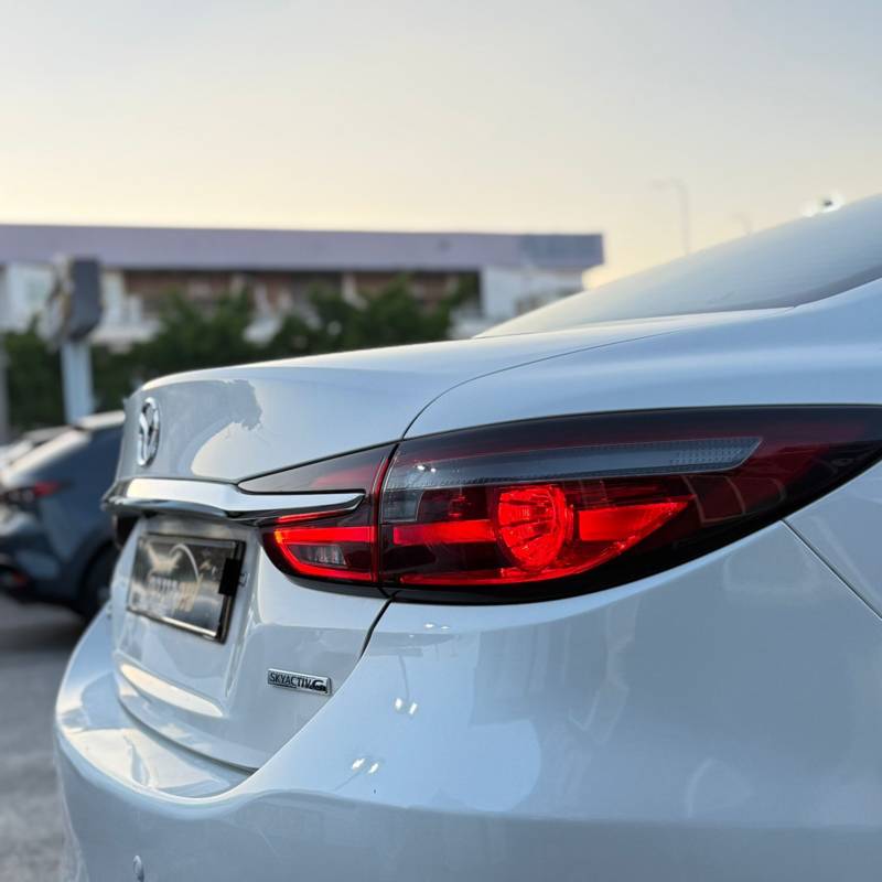  MAZDA 6 -  9