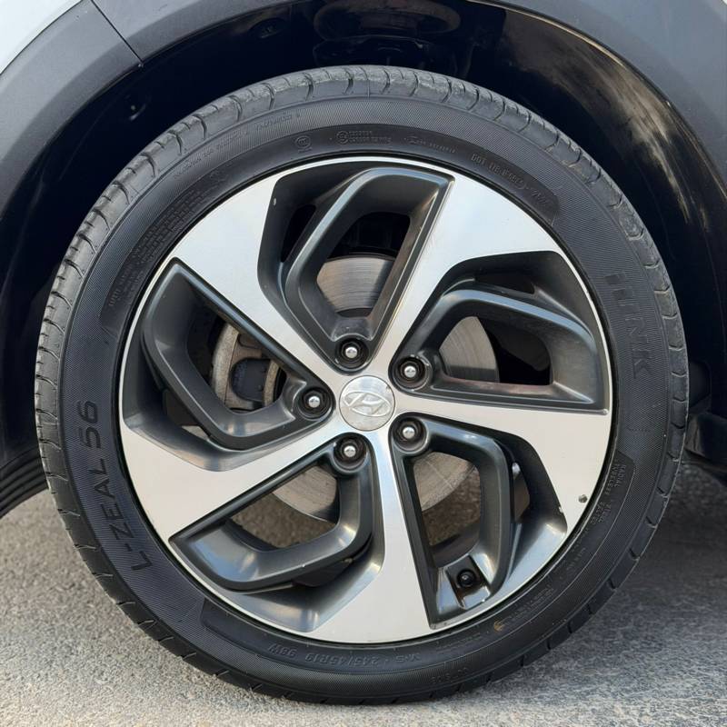 ������ TUCSON - ����� 9